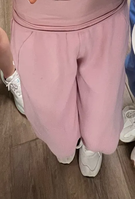 Lululemon Scuba Joggers High-Rise - Image 2