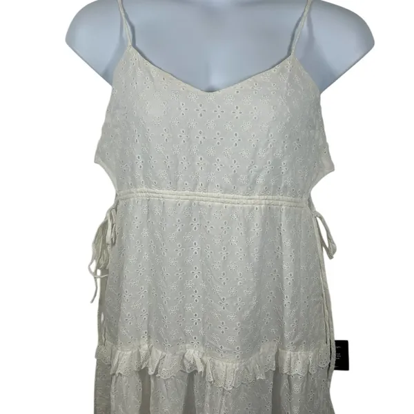 Lulus Summertime Babe White Eyelet Midi Dress NWT Medium - Image 5