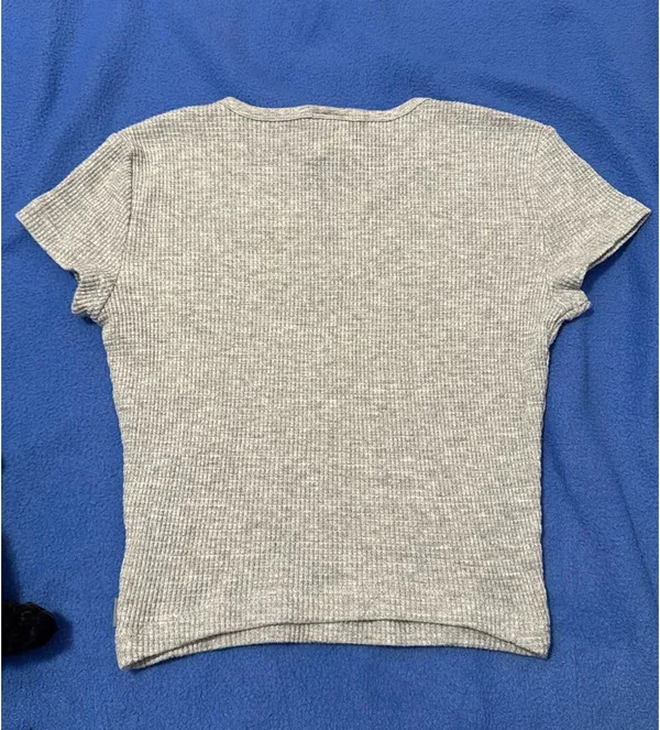TNA Waffle Notch Aritzia T-Shirt - Image 2
