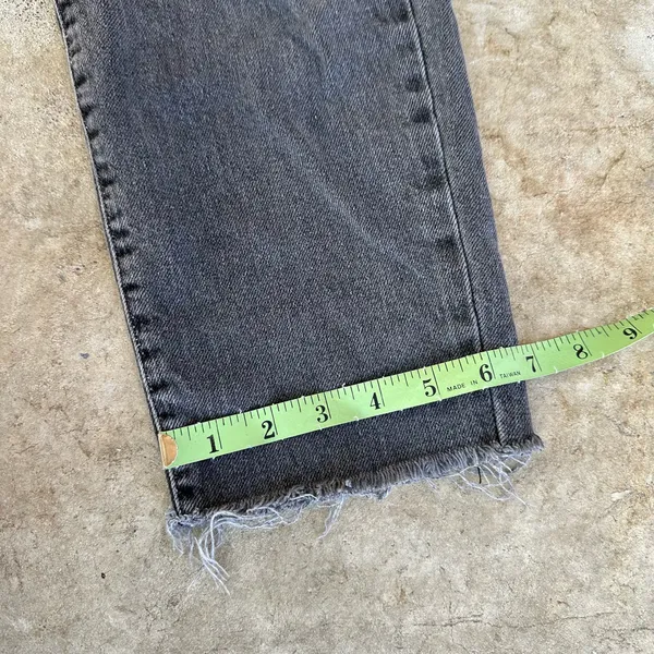Forever 21 Women's High-Rise Gray/black Denim Jeans Size 27 - Image 5