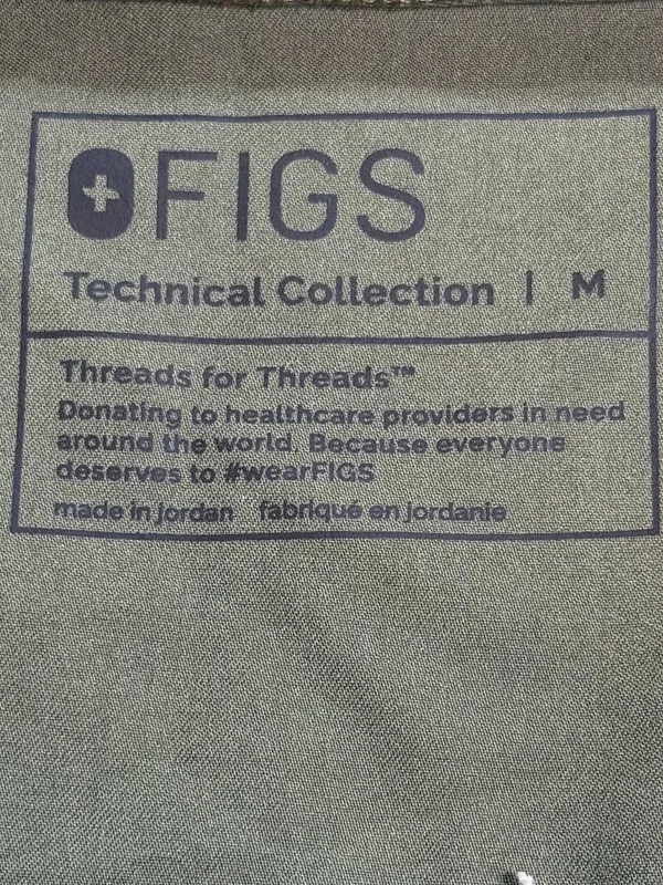 FIGS Catarina‎ One Pocket Scrub Top Green Medium Nurse Hospital Healthcare - Image 4