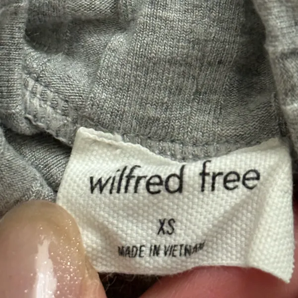 Aritzia/Wilfred Free Only Turtleneck - Heather Gray in Size XS - Image 4