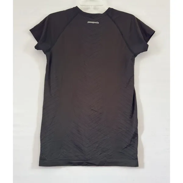 Patagonia‎ Womens Activewear Short Sleeve Black Basic pullover Activewear Medium - Image 2