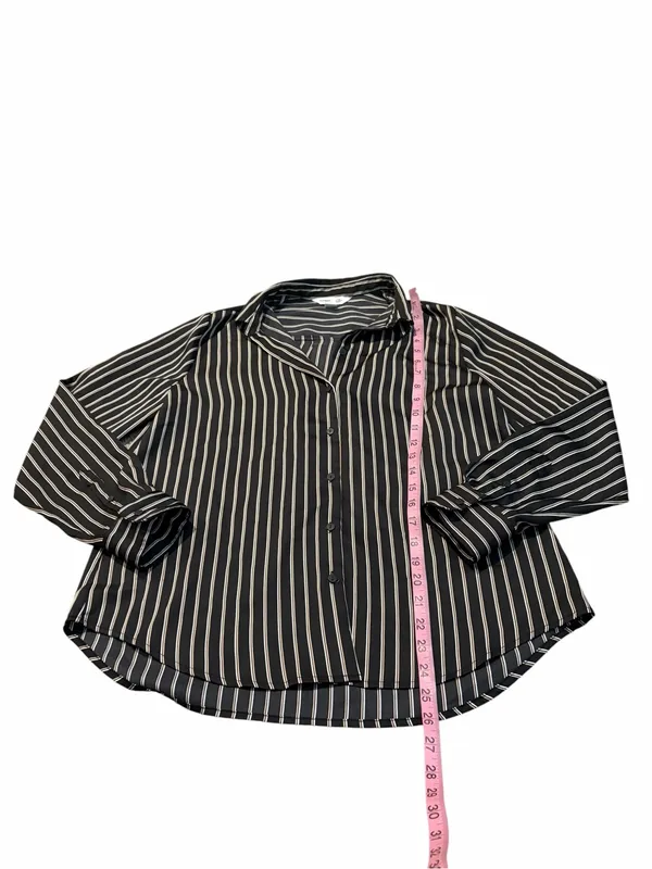 OLD NAVY striped classic shirt button down - Image 2