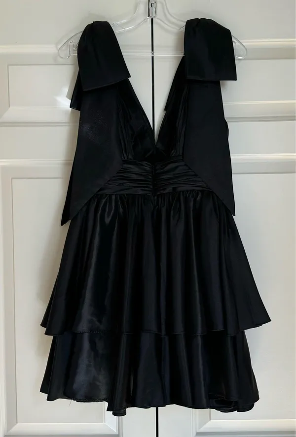 Mac Duggal Black Bow Shoulder Dress Homecoming/Cocktail - Image 5