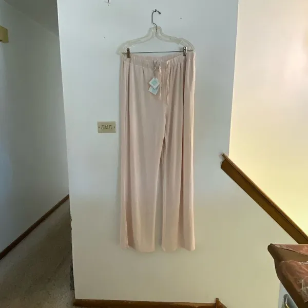 By Egreis Split Leg Wide Leg Pants Drawstring Waist NWT Size XL Pink - Image 5