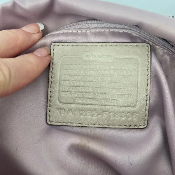 Coach Laura Leather Tote taupe - Image 6