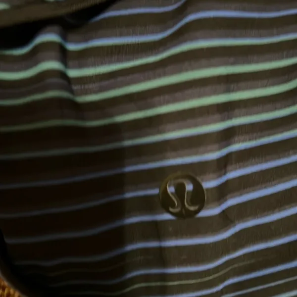 Lululemon Stylish Blue Athletic Shorts - Image 3