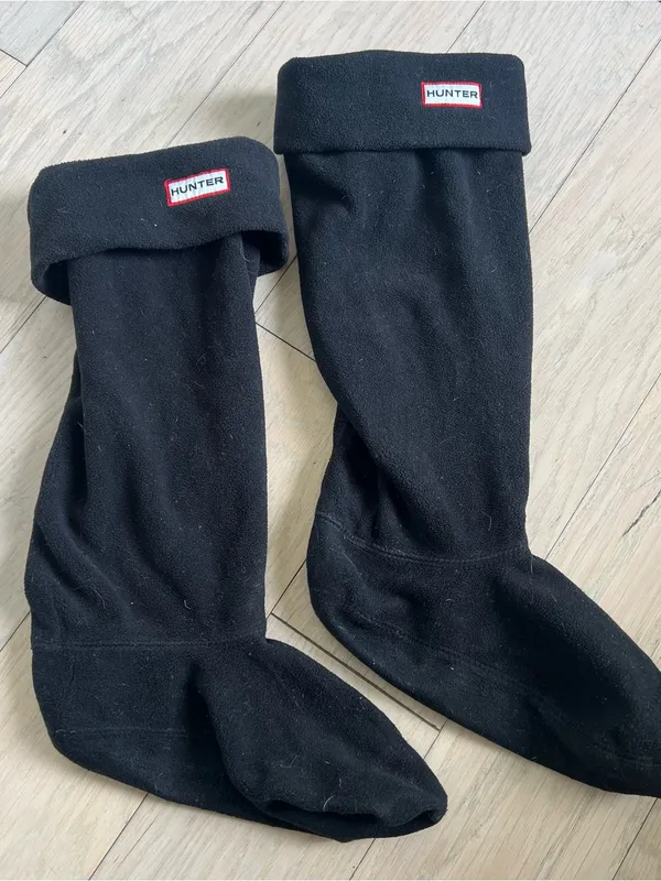 Hunter Fleece Tall Boot Socks in Black - Image 2