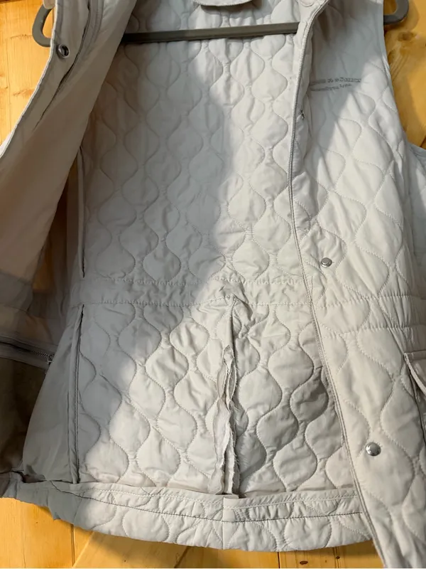 A. Lange & Söhne x Peter Millar Quilted Travel Vest Truffle (Size M) Rare Watch - Image 8