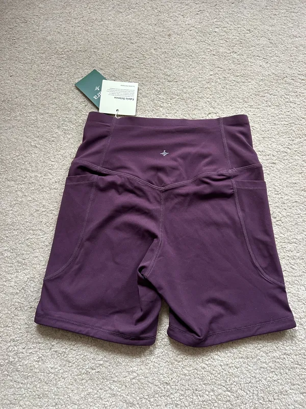 Halara no front seam biker shorts  - Image 3
