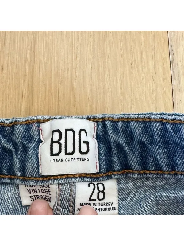 BDG High Rise Vintage Straight Jeans Size 28 - Image 5