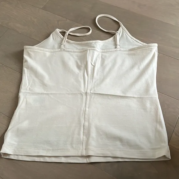 BNWT banana republic basic cami tan medium - Image 2