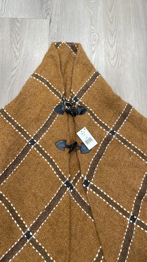 Poncho - Image 2
