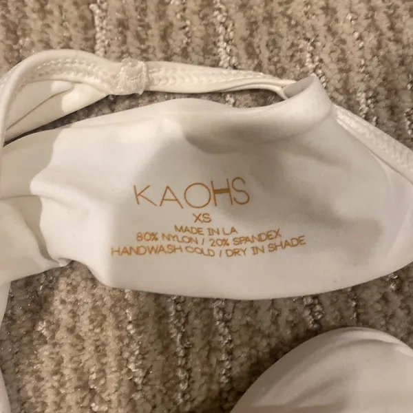Kaohs white bikini top - Image 3