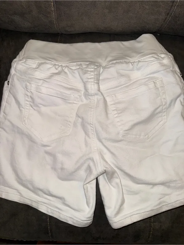 Liz Lange White High-Waist Women’s Shorts (maternity) - Image 2