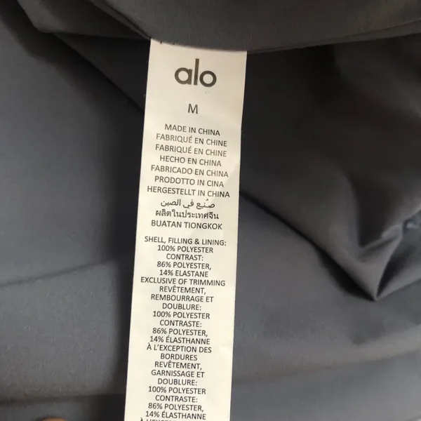 Alo Yoga Stretch Woven Street Puffer Fog M - Image 13