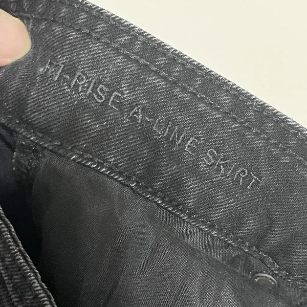 American Eagle Skirt‎ Womens 00 Black Hi Rise A-Line Denim Jean Button Fly - Image 5