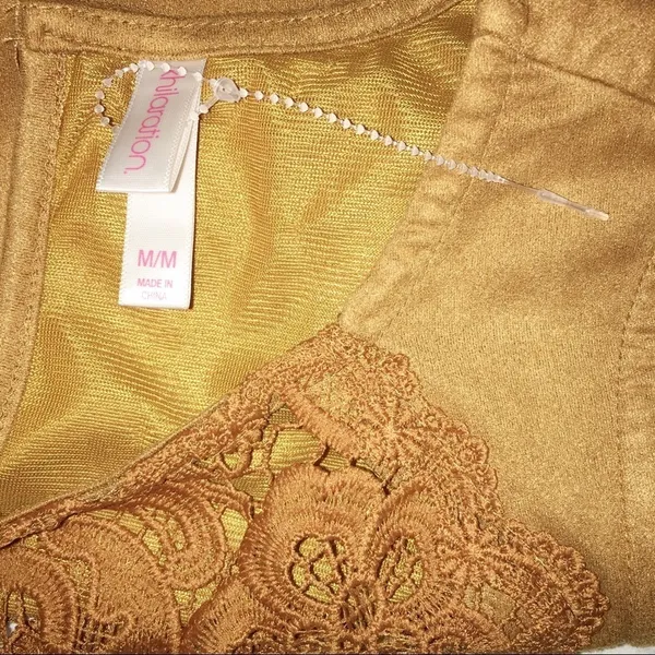 Xhilaration medium velvet mustard lacy Fall dress - Image 3