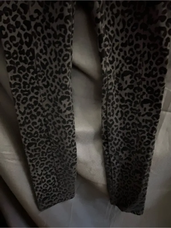 Bar III Black & Gray Leopard Print Women’s Leggings MD NWT - Image 4