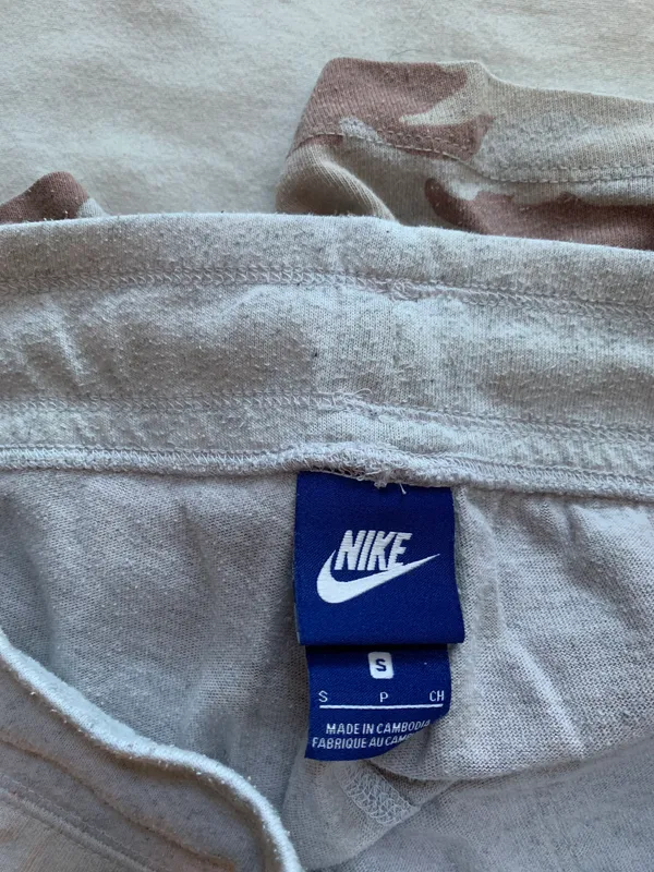 Nike shorts - Image 3