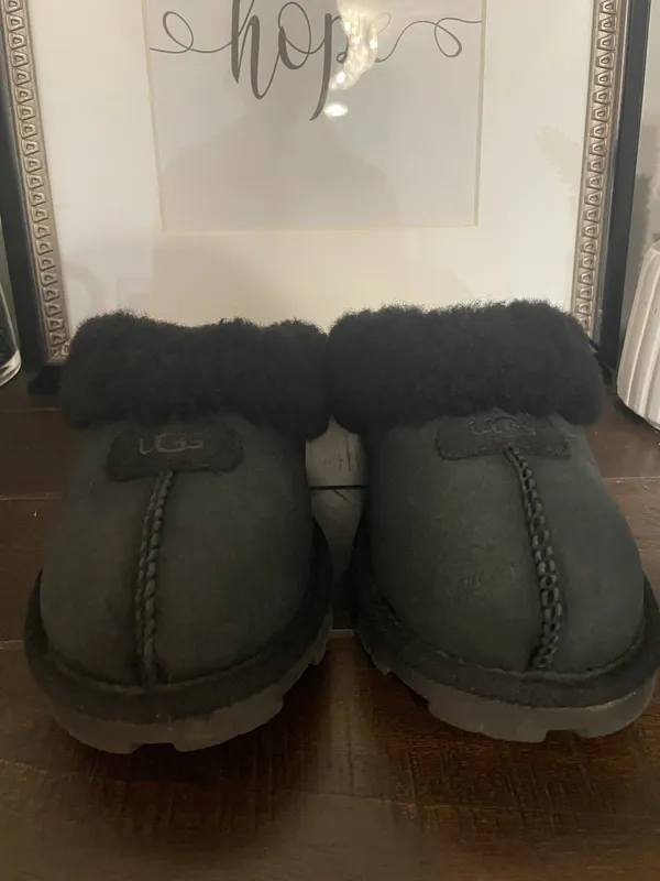 UGG Coquette Black Suede Shearling Slippers Mules Size 7 - Image 3