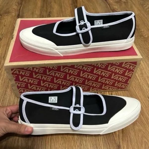 VANS off the wall Mary Jane black buckle shoes sneakers women’s 7 new - Image 6