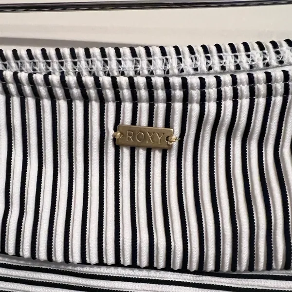Roxy Quicksilver $45 Medium Bikini Bottoms Striped Black‎ White Beach Swim - Image 6