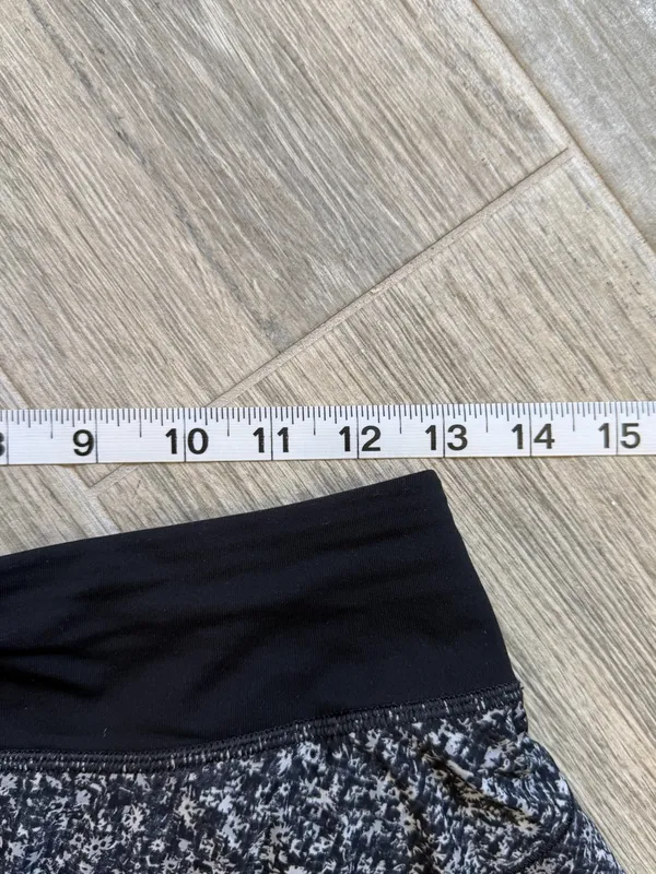 Lululemon Athletica Soundwave White Black Quick Pace Skirt Skort Women's Size 4 - Image 7