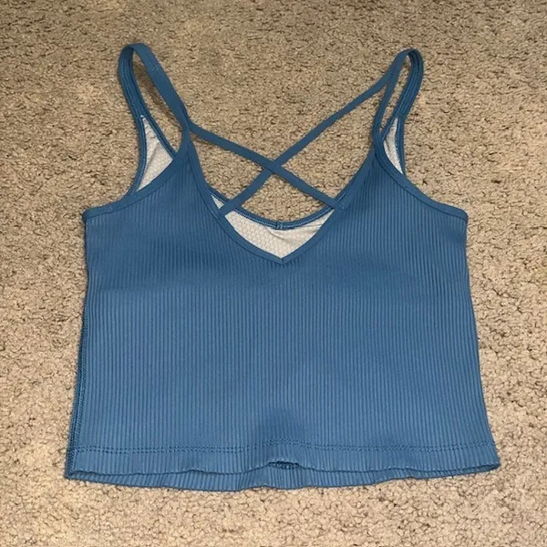 Vuori Rib‎ V-Neck Tank Top Cropped Pool Blue Small - Image 4