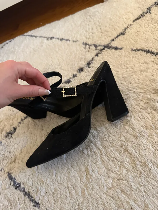 Lulus Black pump block heel - Image 2