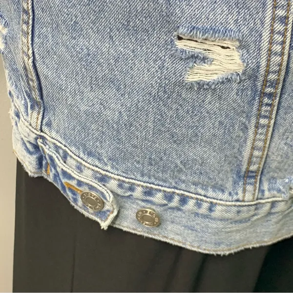 American Eagle Oversized Distressed Denim Jean Jacket‎ Small - Image 7