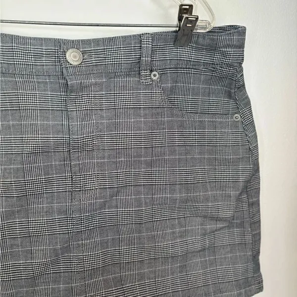 American Eagle Hi Rise Mini Skirt Size 12 Glen Plaid Grey - Image 8
