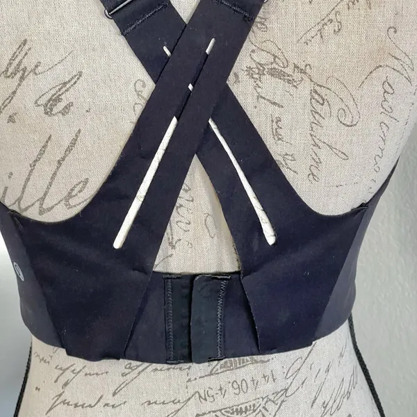 Lululemon Air Support Ultralu Cross Back Run Hype Core 36 DDD - Image 8