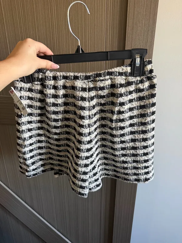 TJ Maxx Skirt Shorts - Image 2
