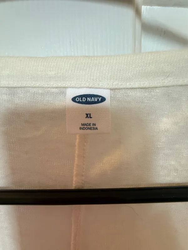 Old Navy Women’s Off-White Blouse - Image 3