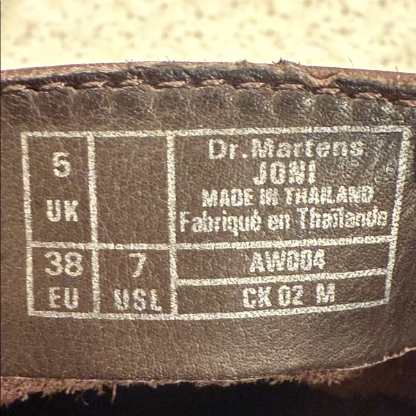 Dr. Martens JONI WOMENS 7 Dark Brown Leather Boots - Image 6