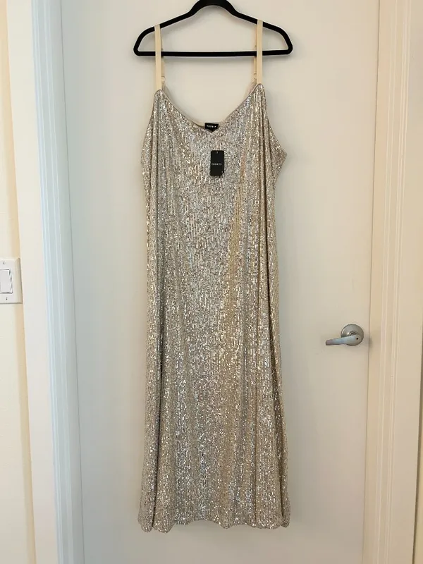 Torrid V-Neck Sequin Slip Maxi Dress in Champagne Gold Party Festive Size 3X NWT - Image 3