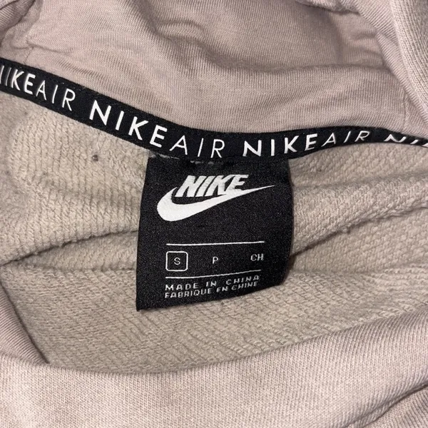 Nike Air hoodie - Image 5