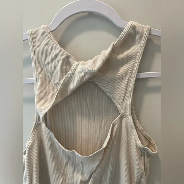 Lululemon Twist Tank - Image 2