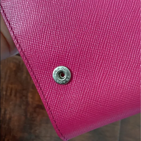 NICE PRADA SAFIANO LEATHER WALLET 🌷🌷🌷 - Image 11