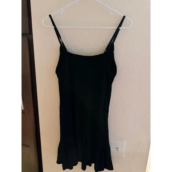Jenni by Jennifer Moore Black Ruffle Cami‎ Nightgown Pink Rosebud Accent Large - Image 4