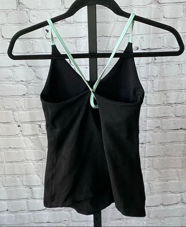 Splits 59 Cross Razorback Tank Top Size Small - Image 2