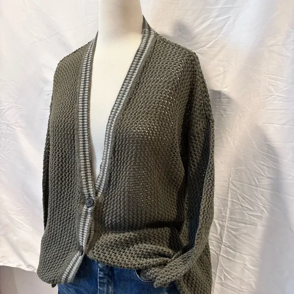 American Eagle Women's Green Open Knit Varsity Button Long Cardigan - Image 4