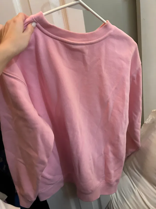 Universal Threads Pink Crew neck - Image 2