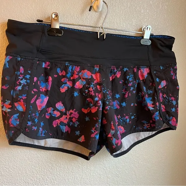 Lululemon Run Times Short (4") Dandy Digie Multi / Black - Image 6