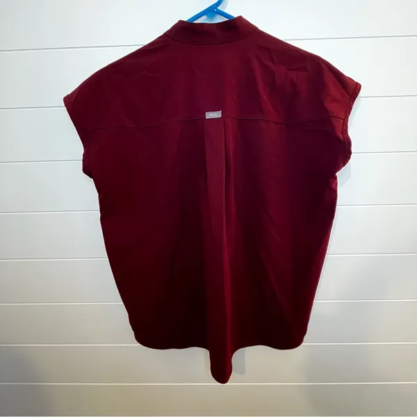 Figs Rafaela top Burgundy Size oversized XS Nursing Scrub Top Only - Image 3