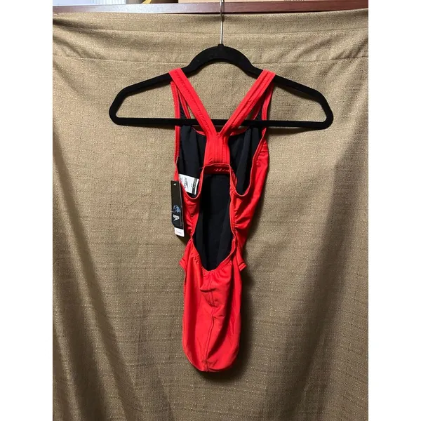 NWT Speedo Woman’s One Piece Pro LT Solid Swimsuit Size 6/32 Red - Image 5