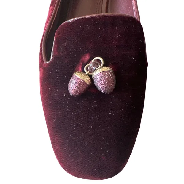 Tory Burch Burgundy Velvet Acorn Charm Smoking Slippers Loafers 7 - Image 10