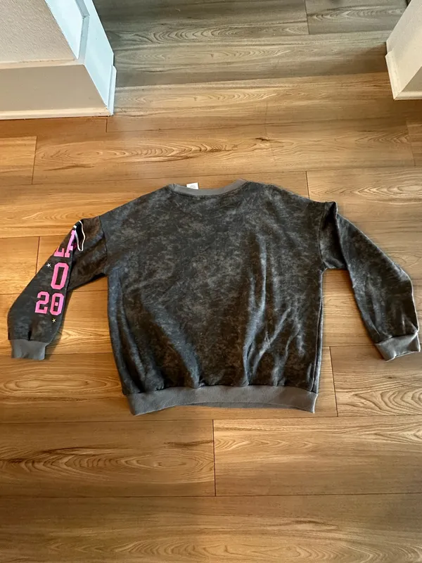 Fleece Bratz Sweatshirt Gray Size XL - Image 4